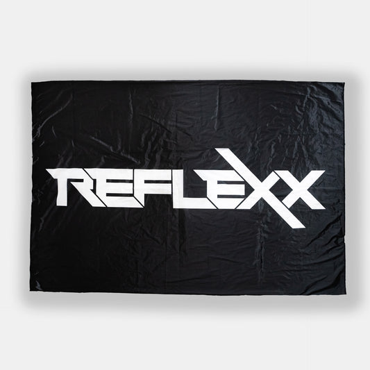 reflexx-merchandising-flag-flatlay