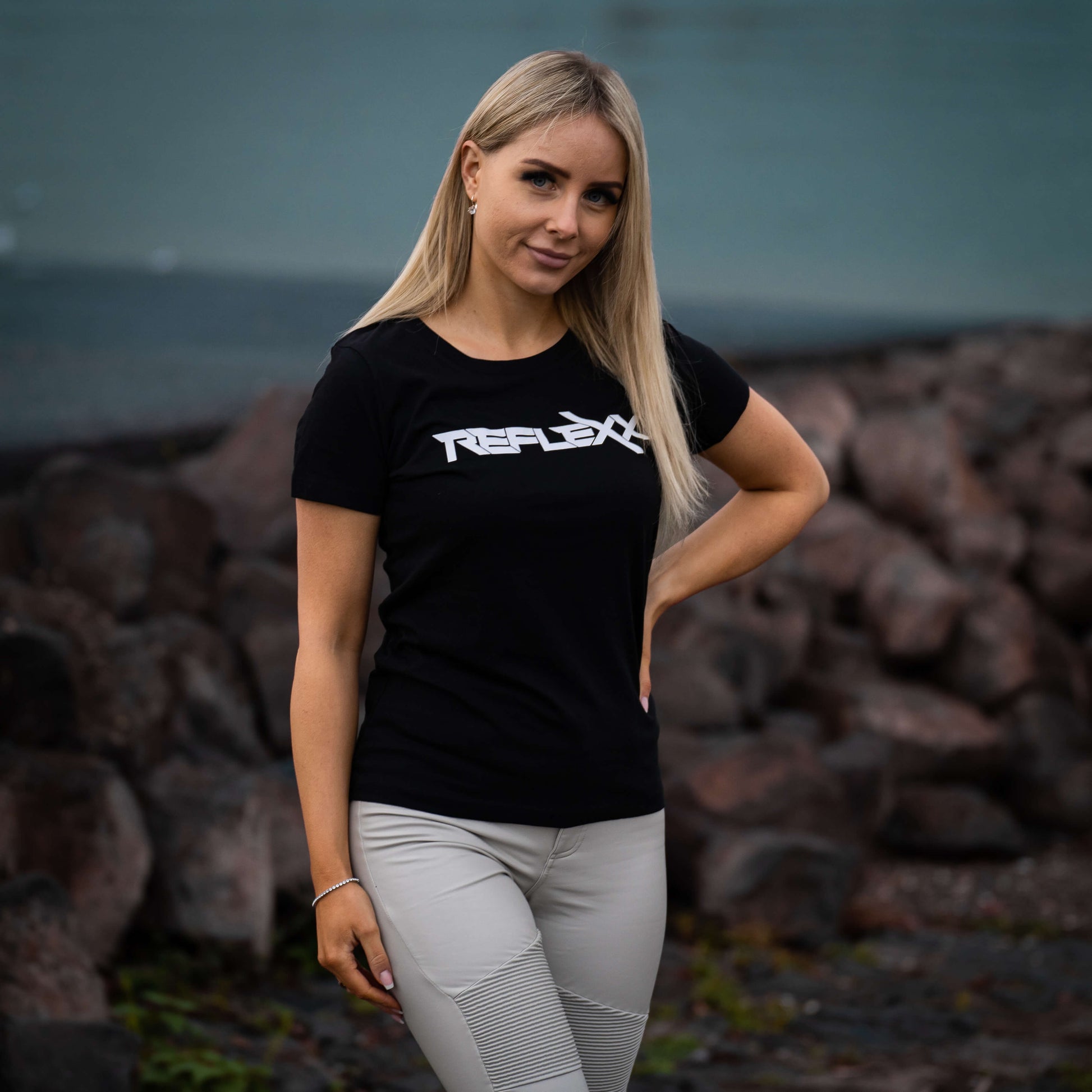 RefleXx-Merchandising-Woman-Shirt-front1
